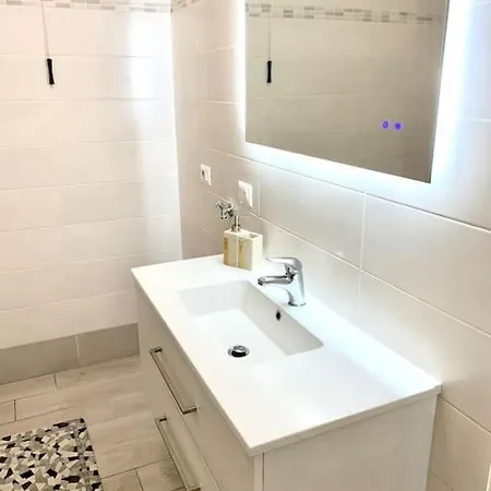 Roseto Entire Apartment Roseto Degli Abruzzi